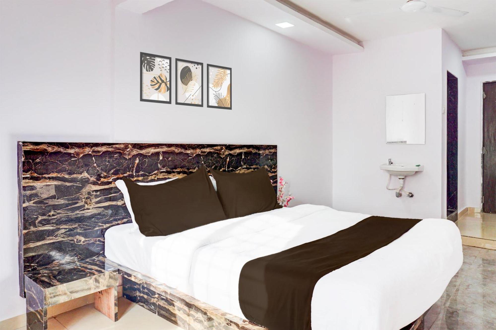 Hotel O Silver Inn Hinjawadi Eksteriør billede